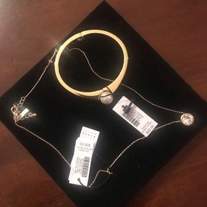Necklace and bracelet